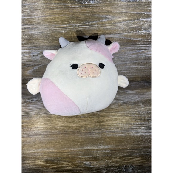 Squishmallows Kellytoy Malia the White and‎ Pink SeaCow Sea Cow 8" Plush Toy NWT - Picture 1 of 4